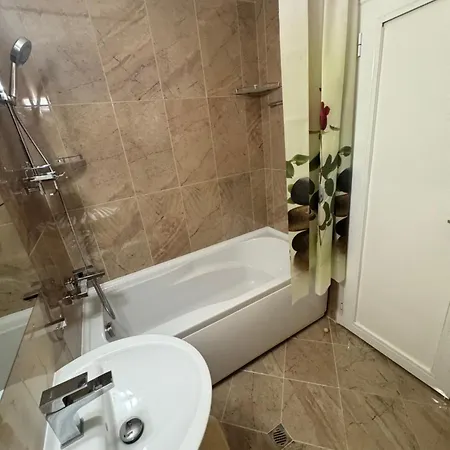 эстебан с 2 спальнями