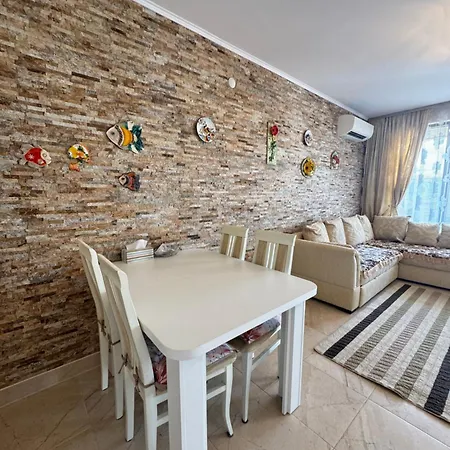 эстебан с 2 спальнями