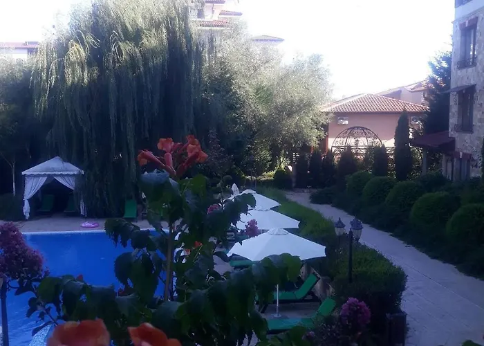 эстебан с 2 спальнями * Nesebar