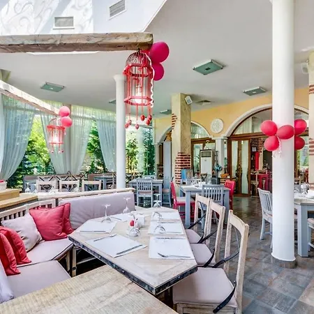 Апартаменты эстебан с 2 спальнями