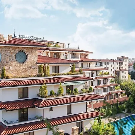 эстебан с 2 спальнями Несебр