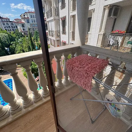 эстебан с 2 спальнями Апартаменты Несебр